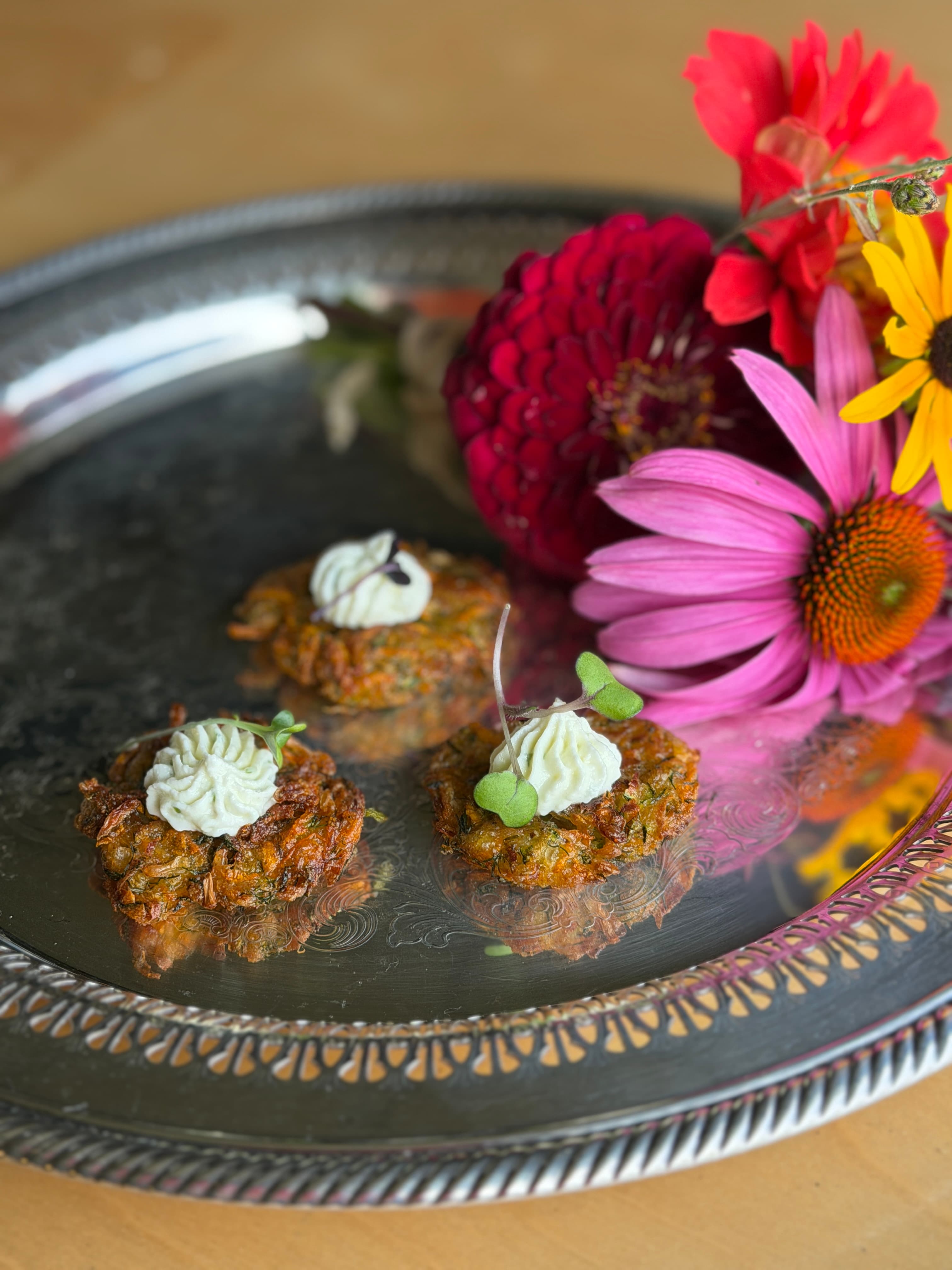 Welcome Hors d'oeuvre & cocktail